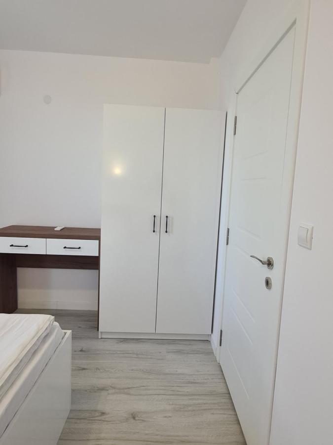 Dolphin Beach Apart Obzor Esterno foto